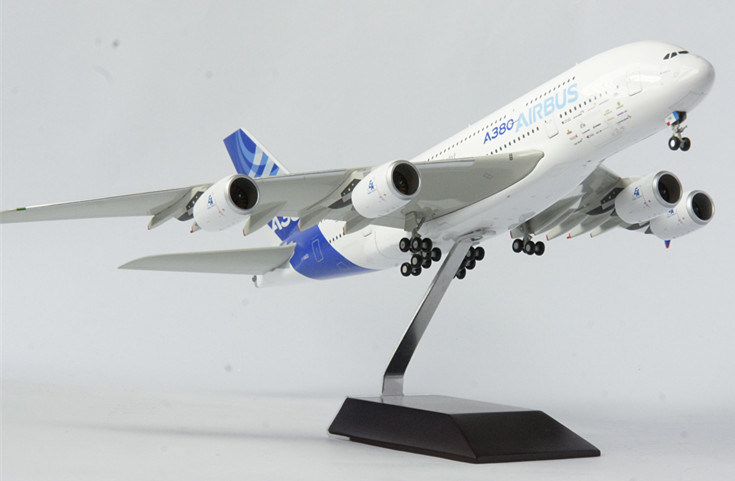 1/200 Scale Airbus A380-800 Model Planes