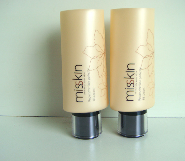 Cosmetic Tube for Packaging