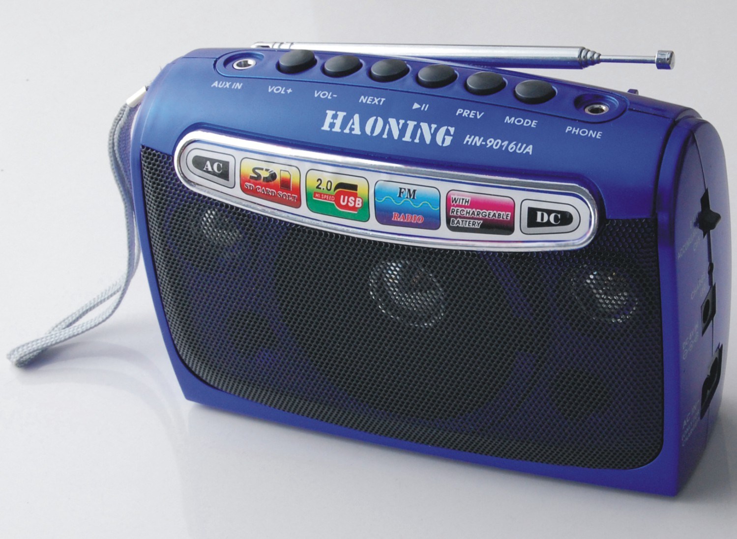 FM Radio with USB/SD and Rechargeable Battery