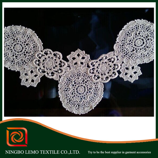 Water-Soluble Lace, Chemical Collar Lace