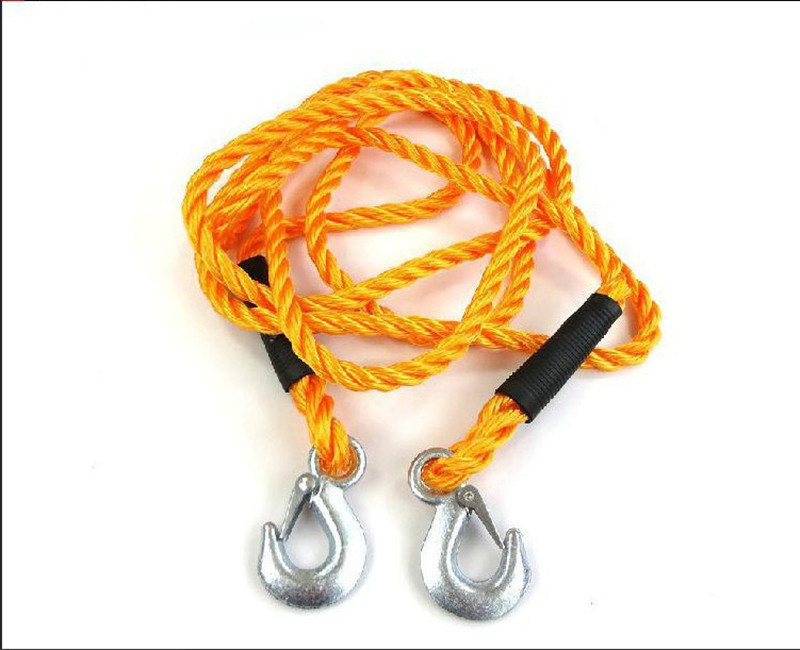 3-Strand Twisted Plastic Tow Rope with Slip Hook