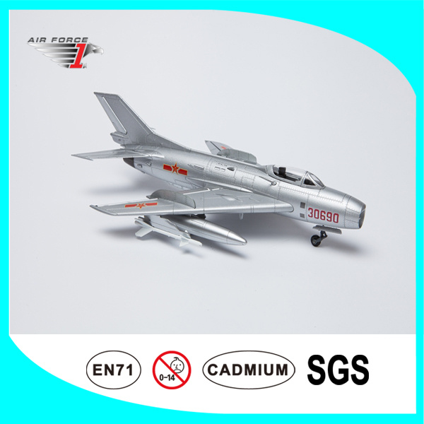 Alloy and ABS Material 1: 48 Scale Diecast Flight Model