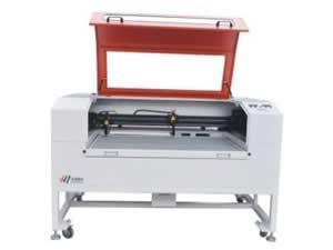 Label and Embroidery Patch Laser Cutting Machine (WZ10060D/WZ10080D)