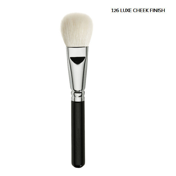 Luxe Cheek Finish Powder Brush (F126)