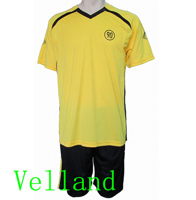 Hot Sales Styles Soccer Jersey for Outdoor Wear (VD-S068)
