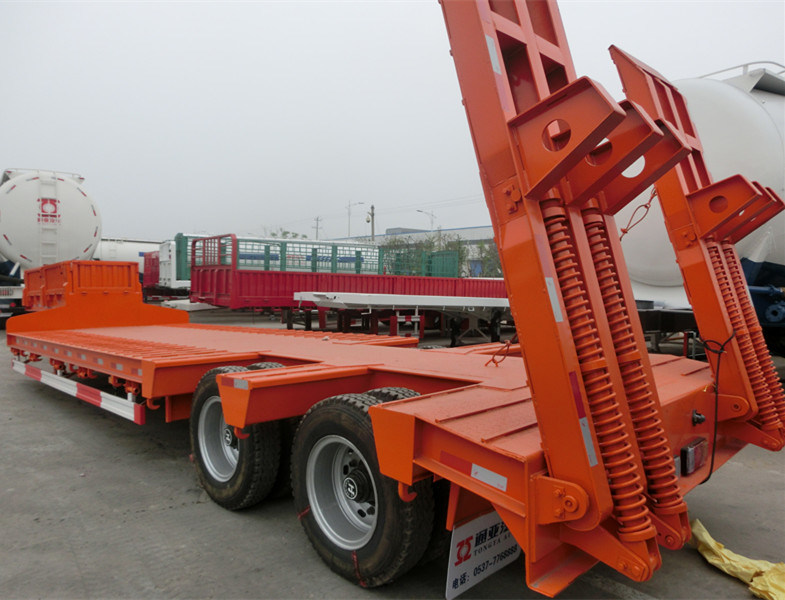 Ctac Brand Hot Selling 25t-100t Low Body Semi Trailer