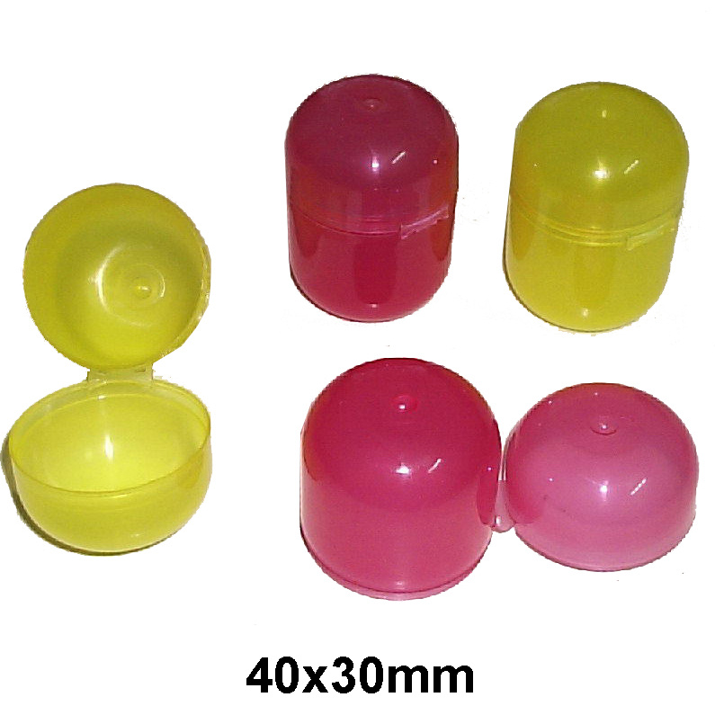 Plastic Toy Capsule with Candy/ Stamp in Toy Vending Machine