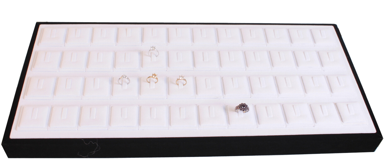 Black Plush Jewelry Display Shelf for Ring (PZ-118)