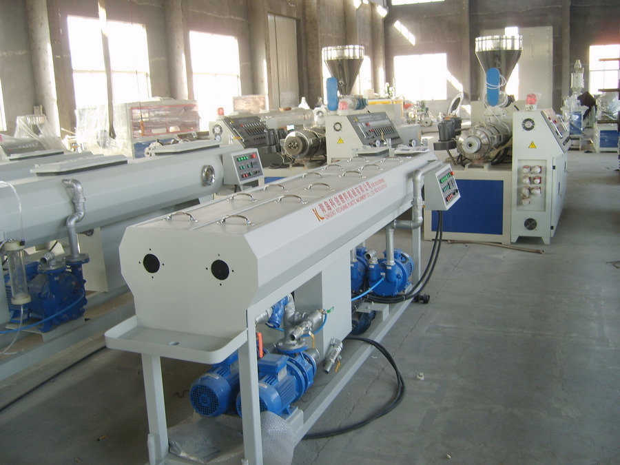 Automatic Plastic Extruder Machine PVC Electrical Pipe Machinery