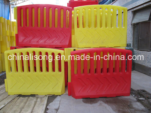 Hot Sell Long Fence Plastic Water Horse