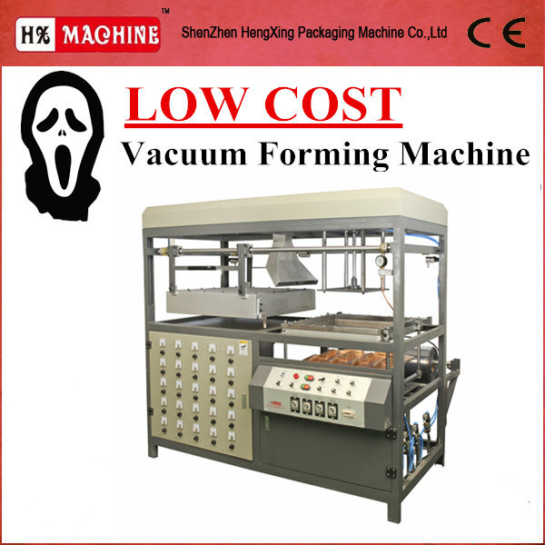 Vacuum Thermoforming Machine