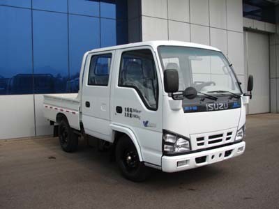 Isuzu 600p Double Row Light Cargo Truck