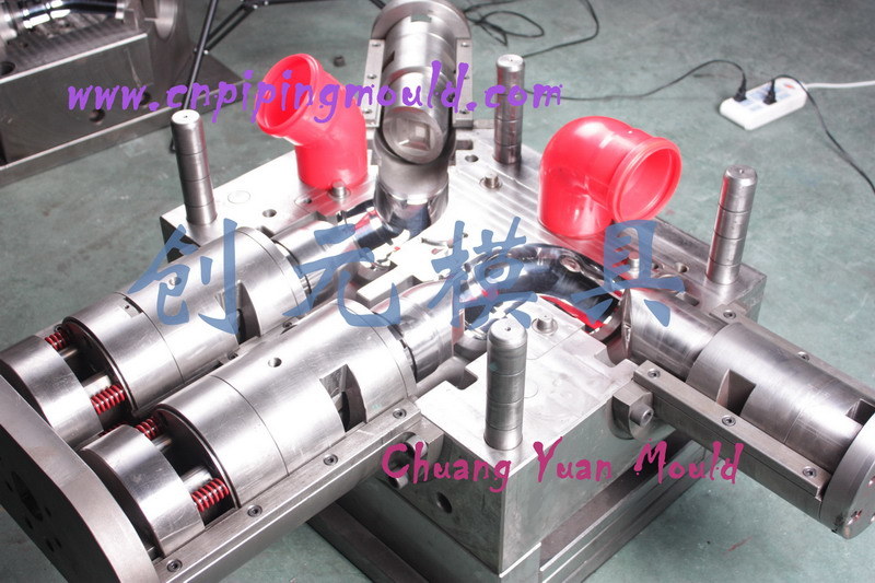 PP Collapsible Core Pipe Fitting Mould
