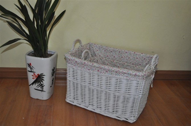 Willow Storage Basket with 2 Handles (FSC&BSCI certificate)