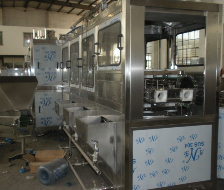 Full Automatic Mineral/Pure Water Bottling Machinery for 5 Gallon