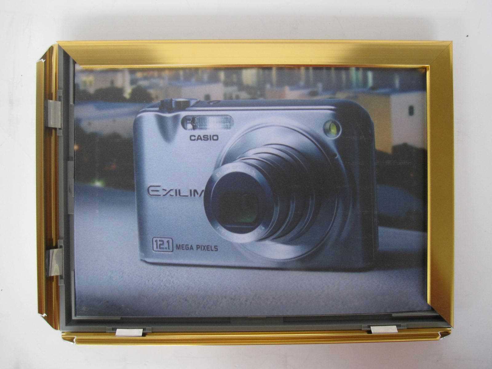 2015 New Product Golden Flat Snap Photo Frame