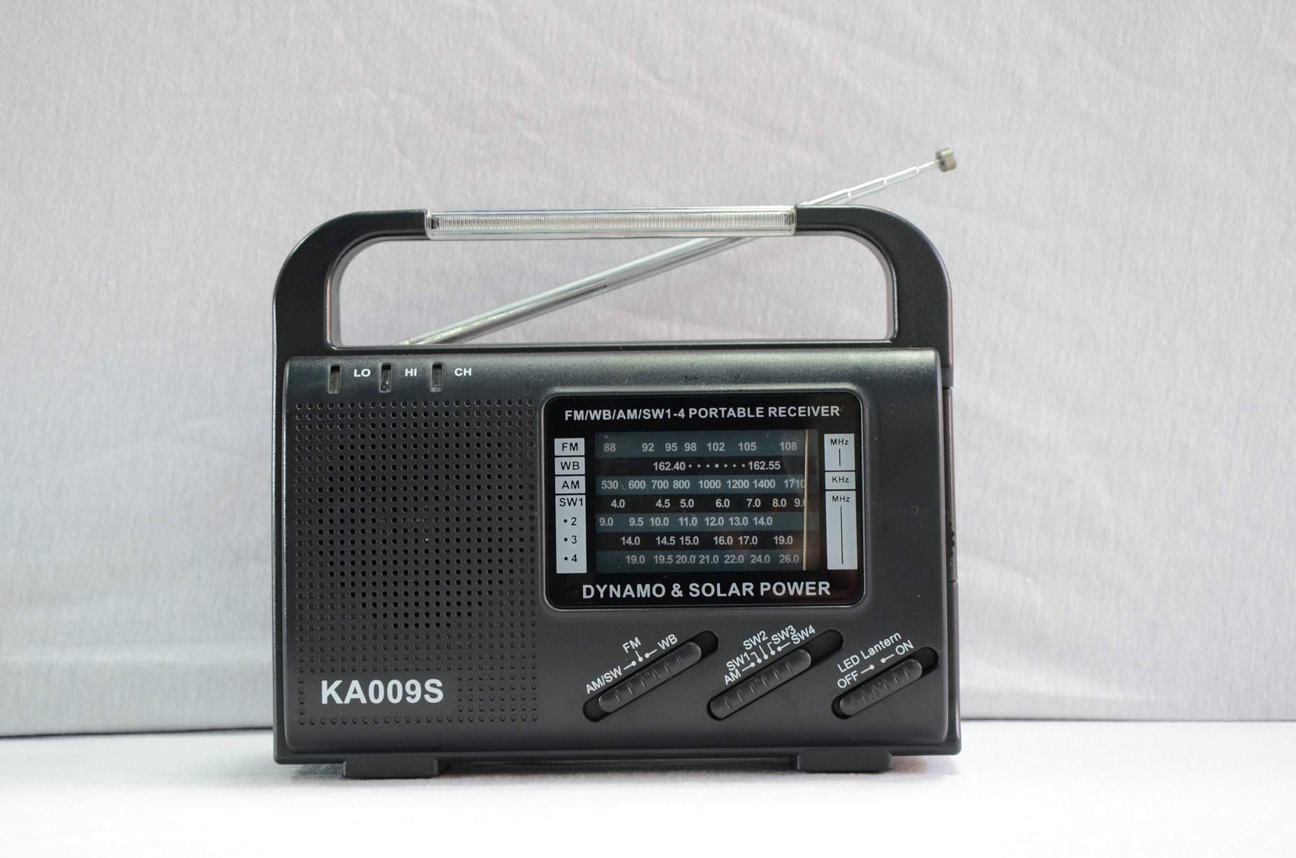 2015 New Style Hot Sale Solar Charge Radio (999)
