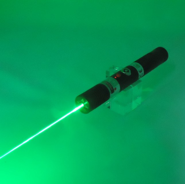 New 520nm 50mw Portable Green Laser Pointer