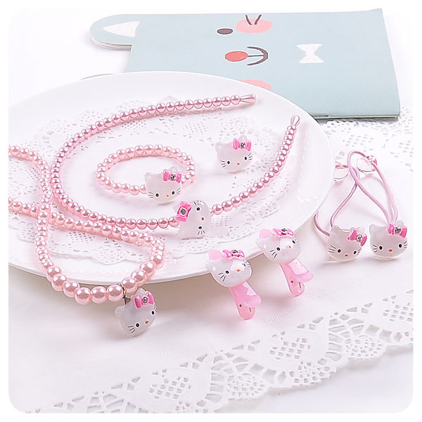 Set of Hello Kitty Kt Jewelries Pearl Headband Necklace Rings Hair Pins Pearl Wrist Bands Kids Girls Fashion Accessories