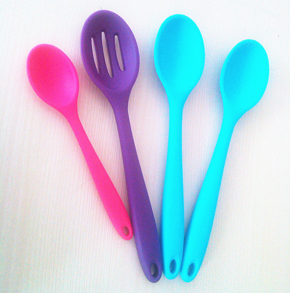 High Quality Silicone Soup Spoon
