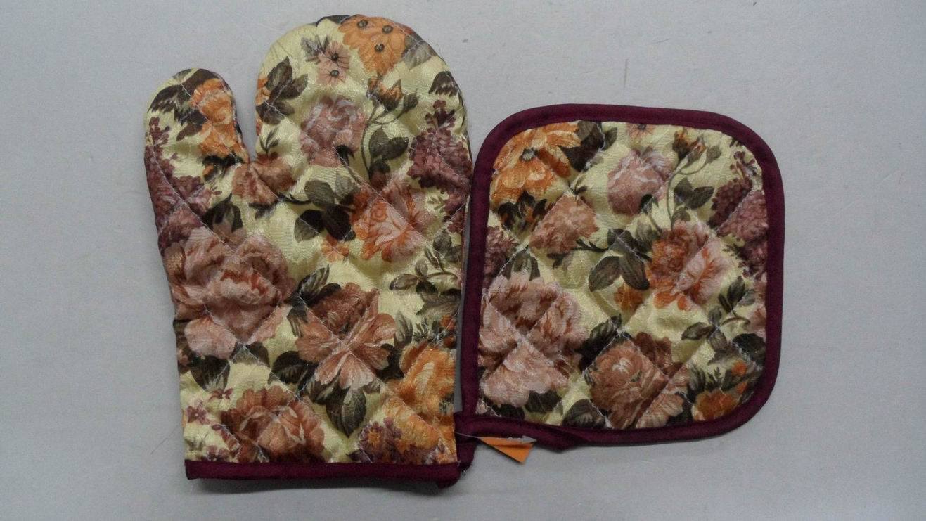 Microwave Oven Glove with Heat Mat