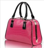 Hot Selling New Design Ladies Clip Handbags (MD25633)