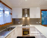 Hot Sale Customized High Gloss White Lacquer Finish Kitchen Cabinets