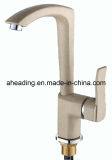 Kitchen Faucet with Spray (SW-09569-Q2)