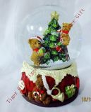 Polyresin Christmas Snowglobe W/Bear and Tree Tg2263