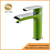 Spray Painting Brass Body Basin Faucet (ICD-DSC-8189)