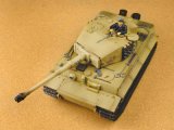 1/24 Infrared Battle Plastic Tank Toy
