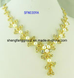 Fashion Jewelry Alloy Flower Accessories/ Diamond Necklace/Pearl Necklace (SFN0309A)