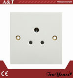 CE Approved 250V 5A Round Pin Unswitched Socket Outlet