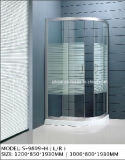 Oval Shaped Shower Enclosure with Thredhold