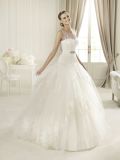 Ivory Scoop Applique Tulle Brdial Wedding Ball Gown