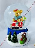 Polyresin Christmas Bear Family Snowglobe 80mm Tg2275