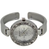 Beautiful Snow on Dial Fashion Bracelet Watch