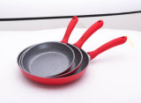 Kitchenware Marble Coating Fry Pan with Silicon Painting Handle