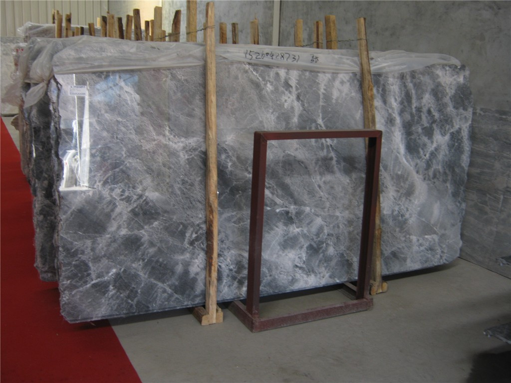 Cloudy Grey Marble