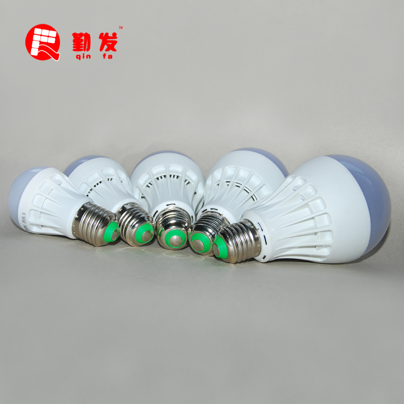 SMD5730 3W 5W 7W 9W 12W Plastic LED Bulb Light