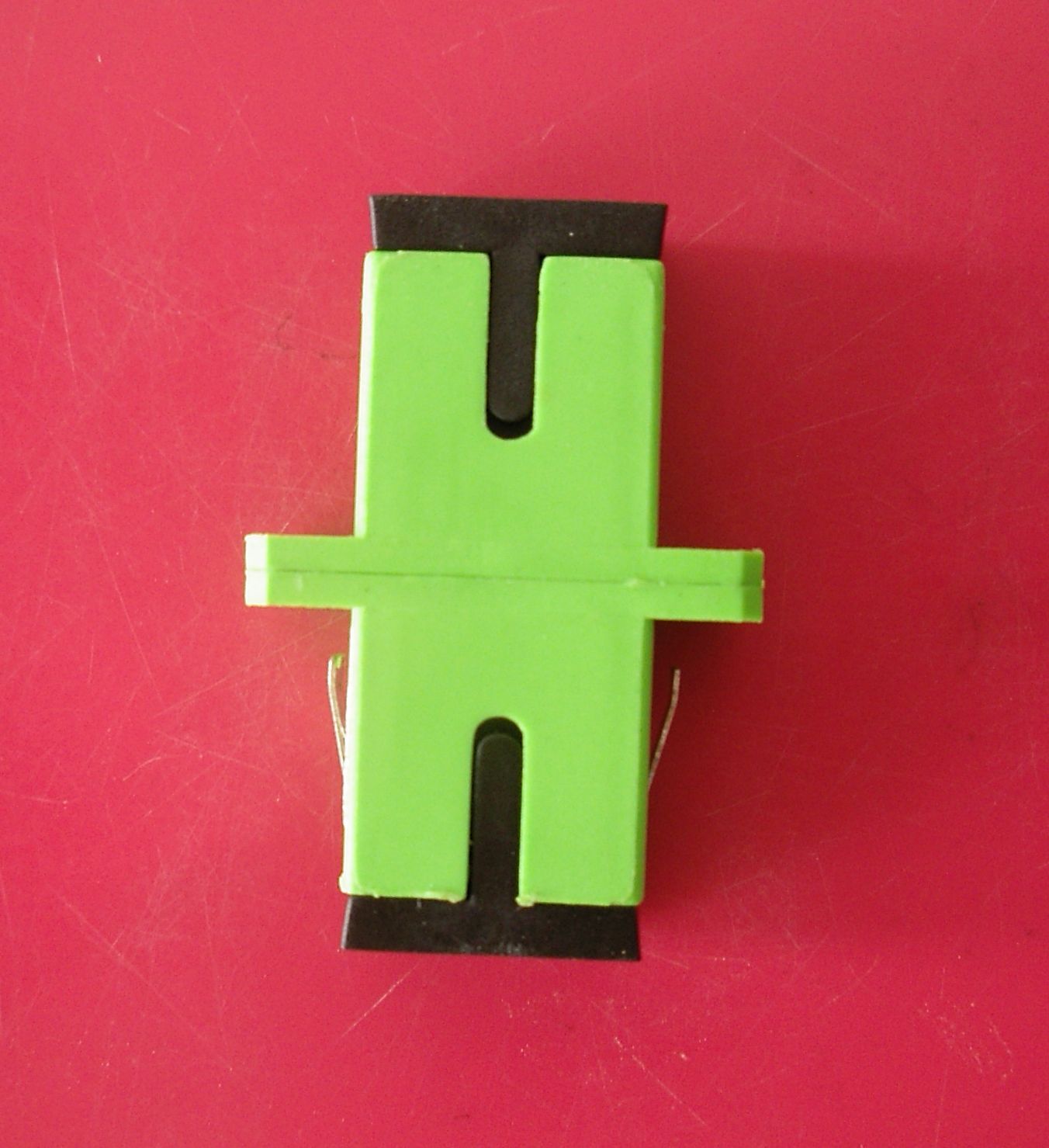 Fiber Optic Adapter (FC-APC-S1)