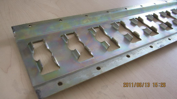 Container Security Profile Roll Formed Machine
