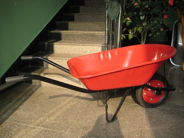 Poly Tray Lightweight Childrents Size Wheelbarrow (Wb7200