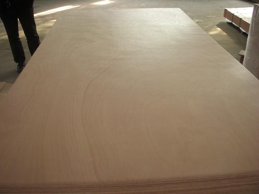 Okoume Marine Plywood for Size 1220*2440*18mm