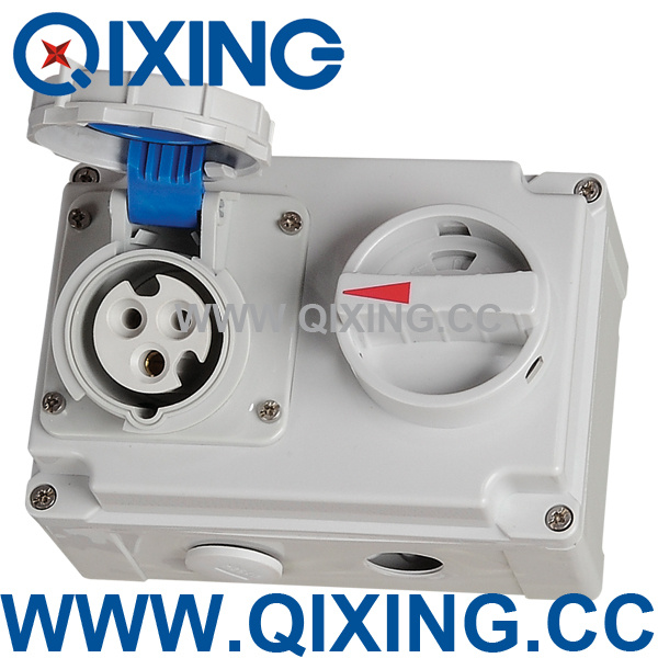 16A 3pin 220V Switch Socket Outlet for Industrial Application