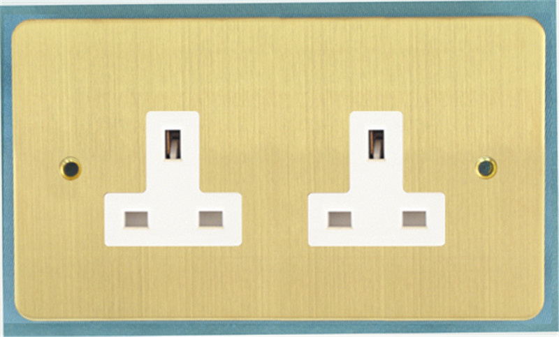 BS 1363 13AMP 2 Gang Unswitched Socket