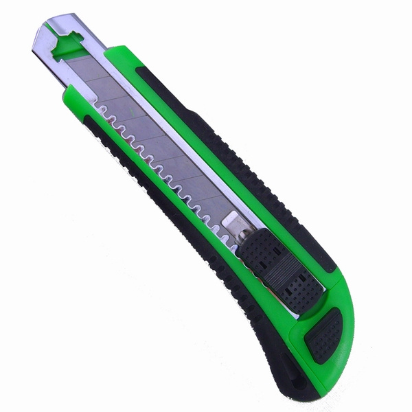 18mm Auto Loading 3 Blades Utility Knife