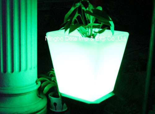 Indoor&Outdoor PE Waterproof Colorful LED Planters& Flowerpots