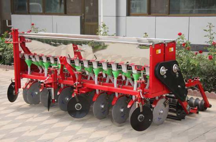 Tractor Mounted Seeder Machine