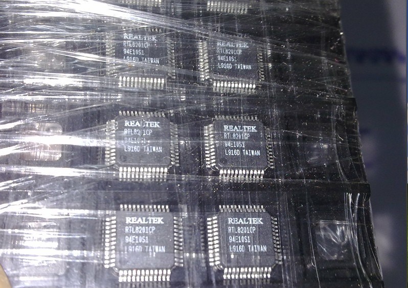 Electronic Component IC (RTL8201CP)